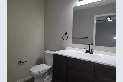 1005 Augusta Road, Carthage, IL 62321 - Photo 16