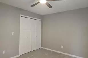 1005 Augusta Rd, Carthage, IL 62321 - Photo 14
