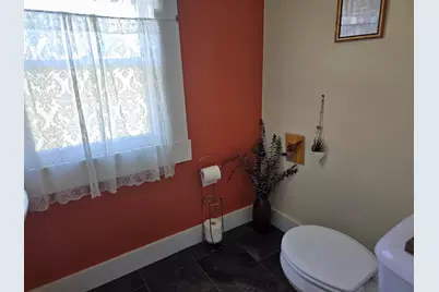 729 Locust Street, Carthage, IL 62321 - Photo 6