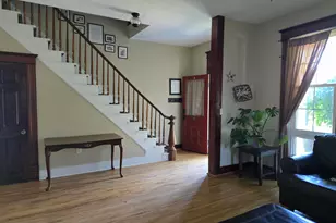 729 Locust St, Carthage, IL 62321 - Photo 14