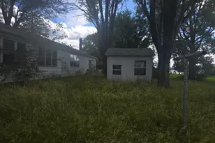 1661 Riverside Dr, Pontoosuc, IL 62330 - Photo 12
