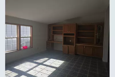 206 W 1st Avenue, La Harpe, IL 61450 - Photo 2