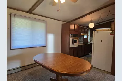 319 Rogers Road, Carthage, IL 62321 - Photo 4