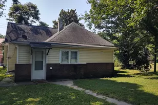 604 W Vine St, Vienna, IL 62995 - Photo 2