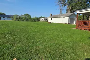 1561 Elm St, Hamilton, IL 62341 - Photo 16