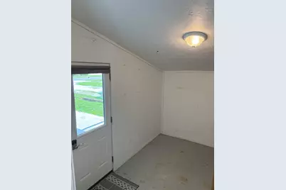 506 E Franklin Street E, Mt Sterling, IL 62353 - Photo 10