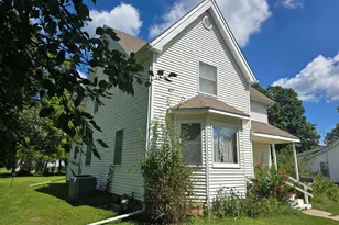 237 W Locust St, Carthage, IL 62321 - Photo 26