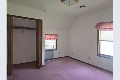 237 W Locust Street, Carthage, IL 62321 - Photo 16
