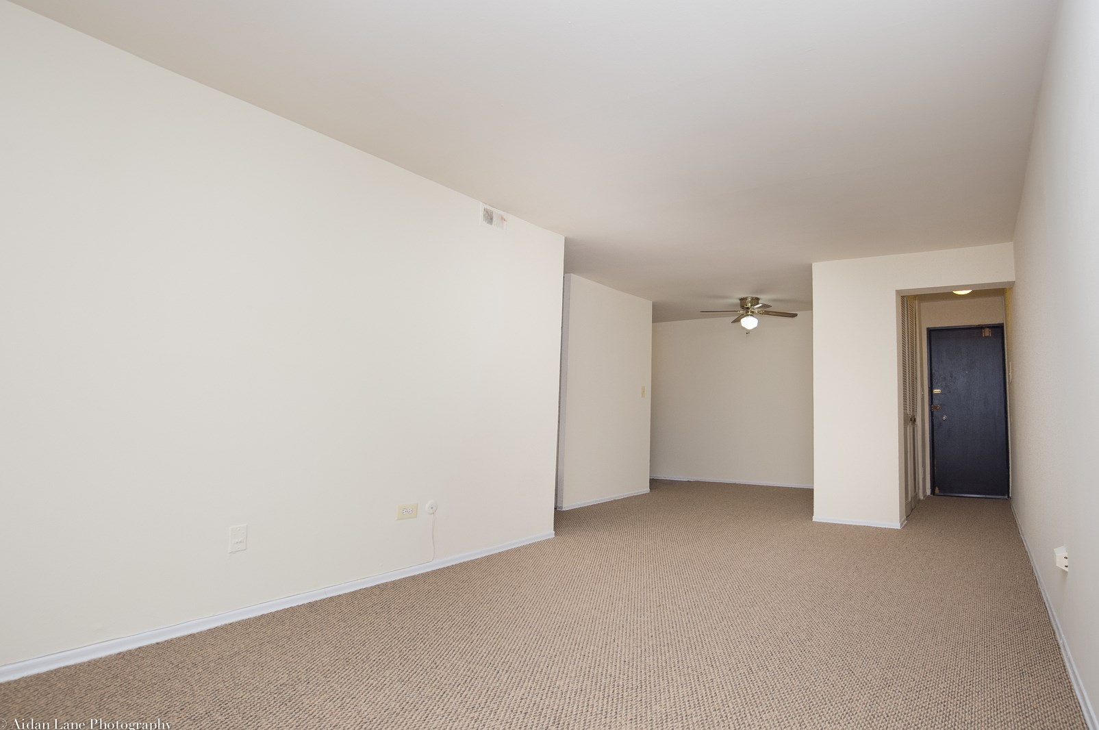 431 W Barry Ave #224, Chicago, IL 60657