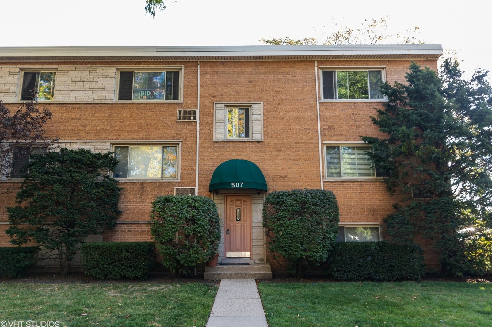 507 Judson Ave, Evanston, IL 60202-4627