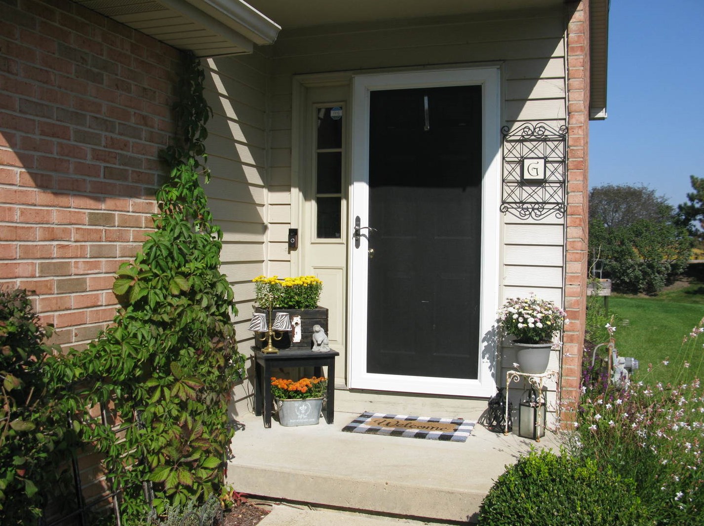402 Conley Dr, Elburn, IL 60119-7102