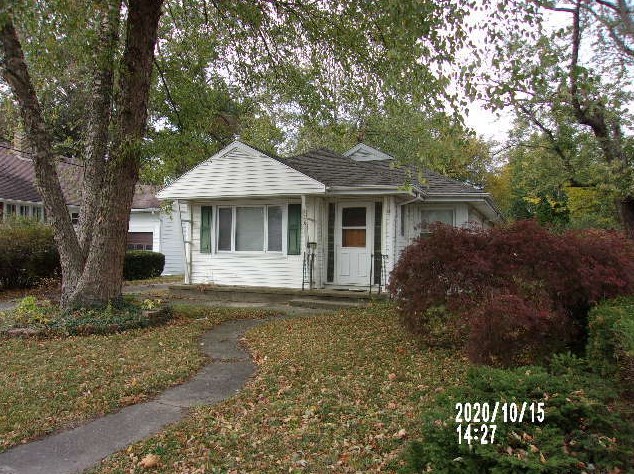 216 Hamilton Ave, Watseka, IL 60970-1646