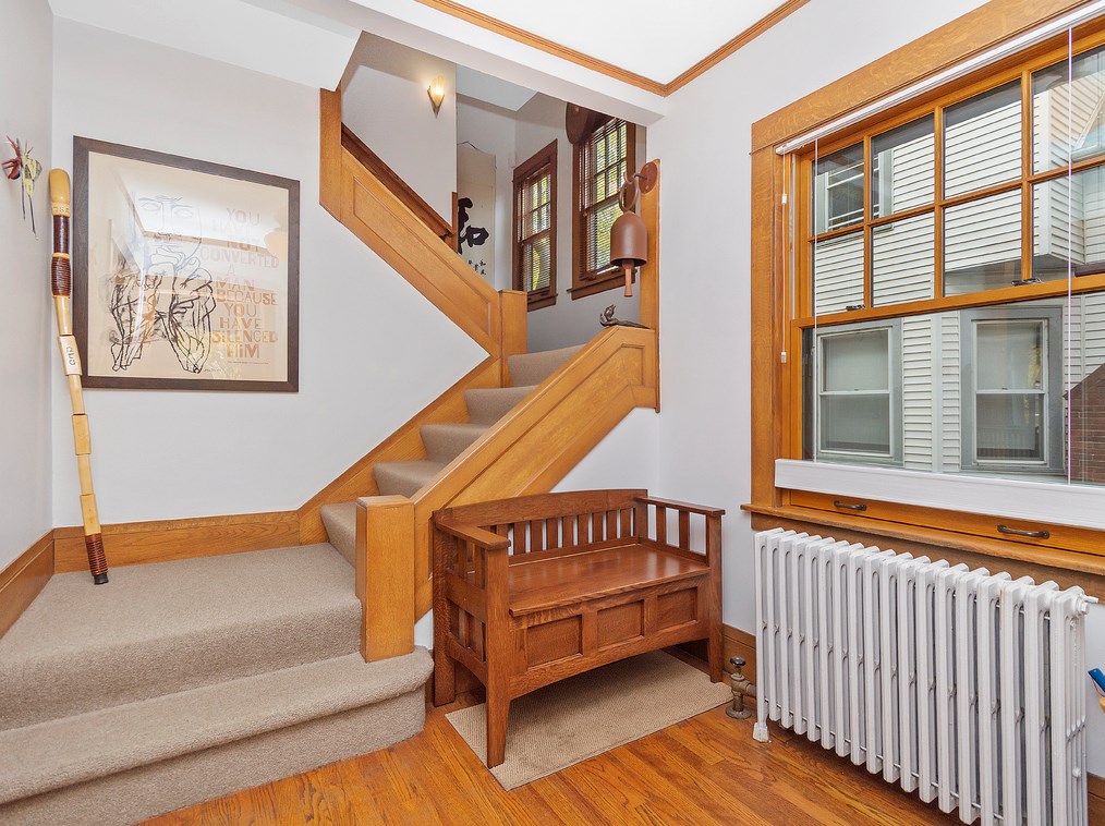 920 Elmwood Ave, Evanston, IL 60202-1711