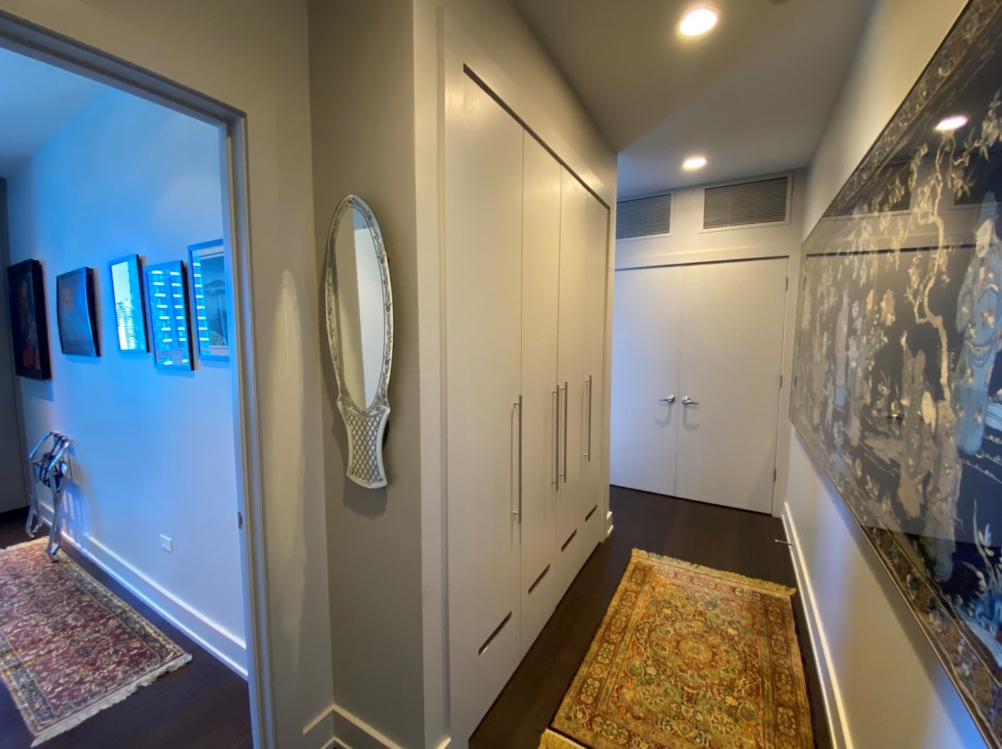 110 W Superior St #1703, Chicago, IL 60654