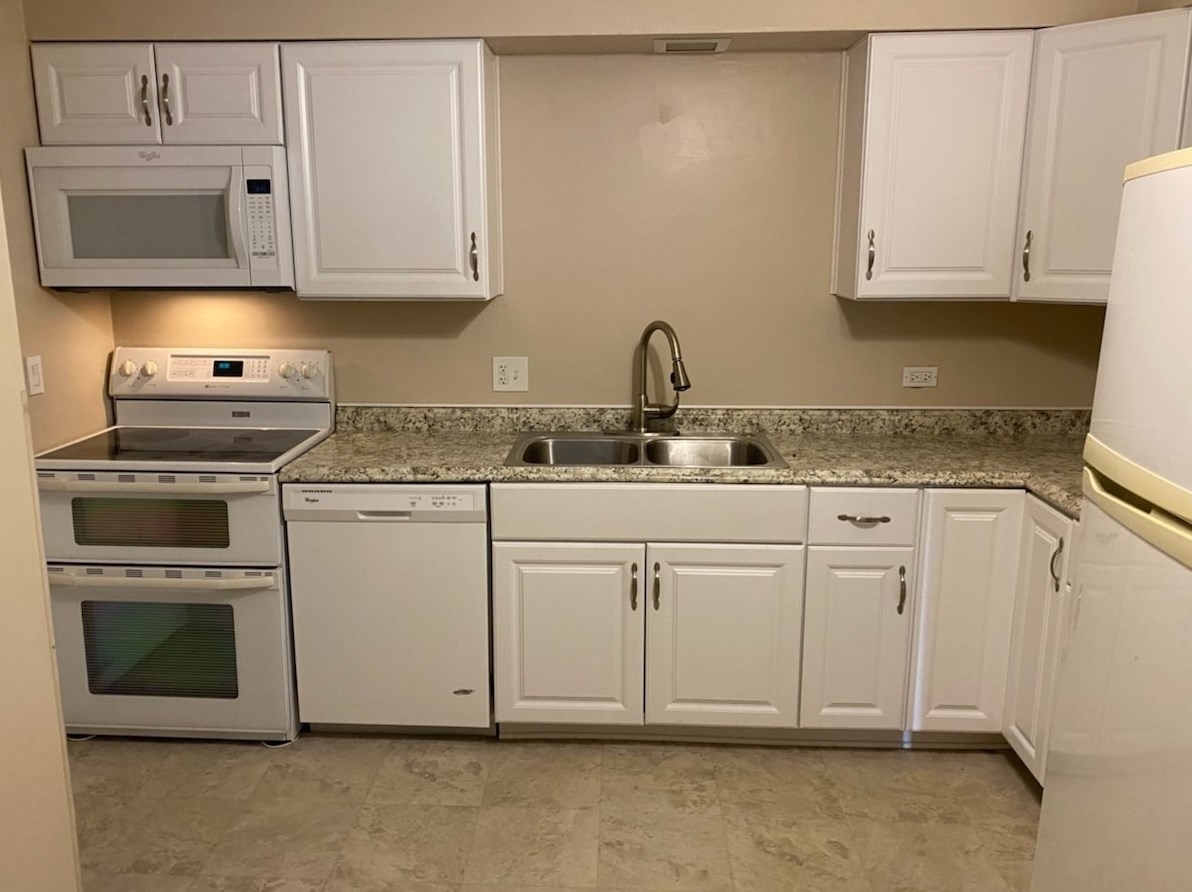 2411 Ogden Ave #2, Downers Grove, IL 60515