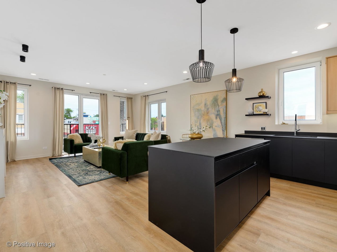 6031 W North Ave #1e, Oak Park, IL 60302