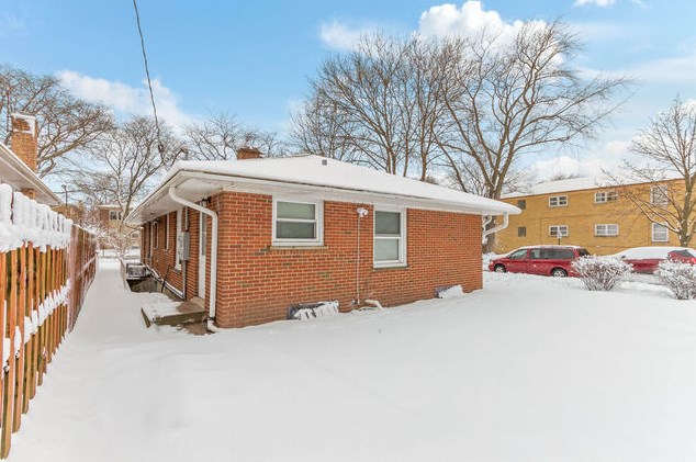 1826 Cleveland St, Evanston IL  60202-1902 exterior