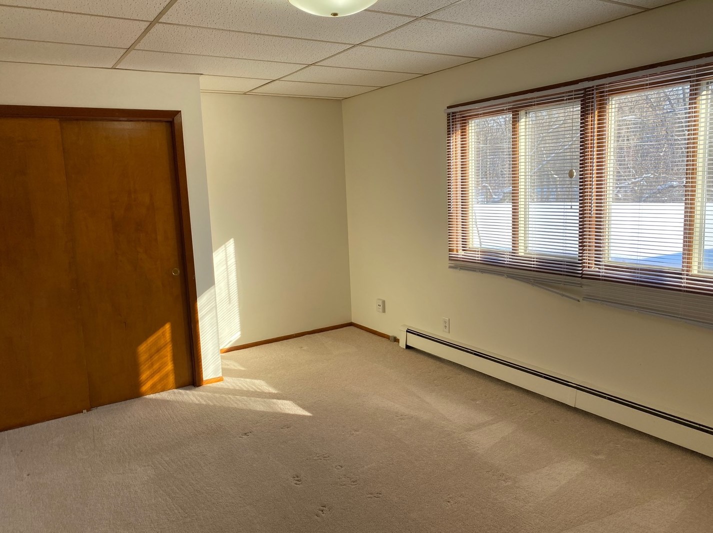 1118 Dean St, Saint Charles IL  60174-1757 exterior