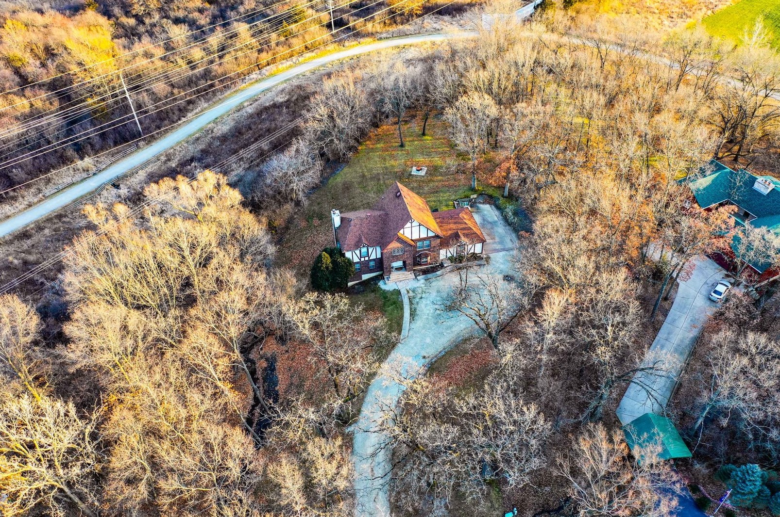 217 Dawn Marie Dr, Volo, IL 60073-9629