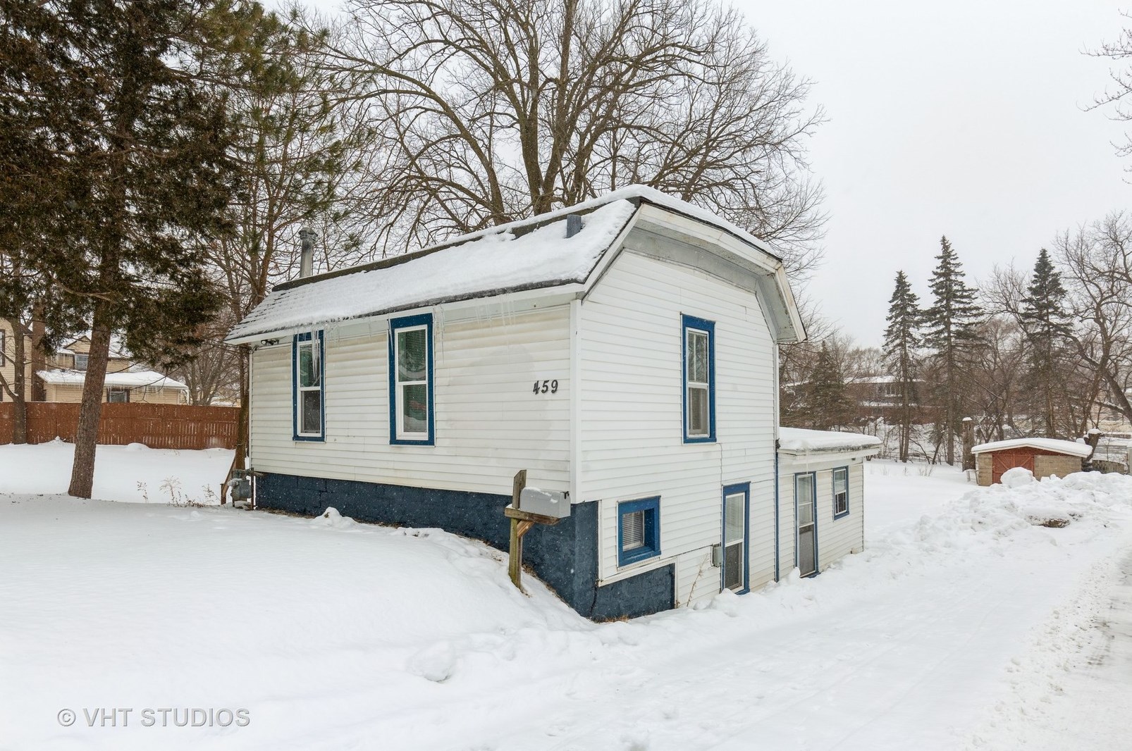 459 Enterprise St, Hoffman Estates, IL 60120-3824