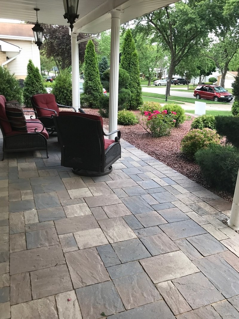 1114 69th St, Oak Brook, IL 60561-3867
