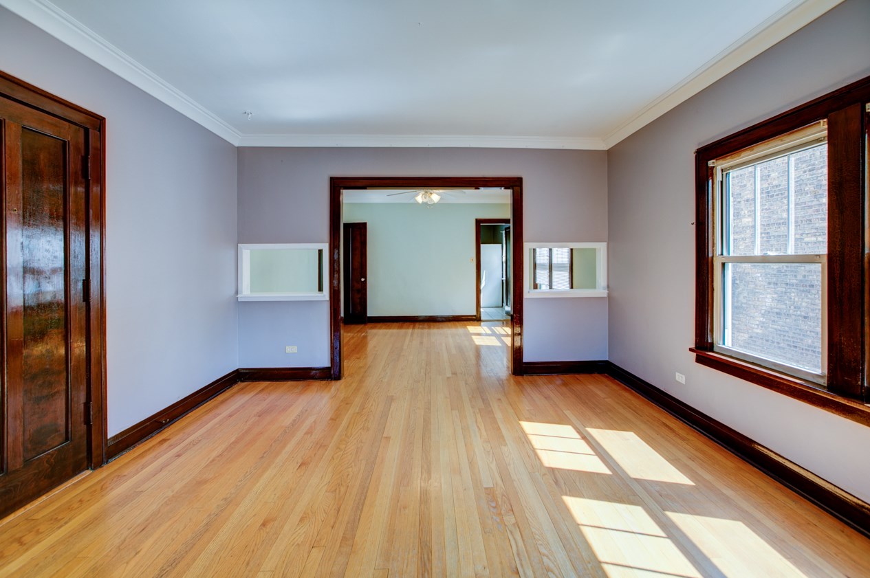 1711 Dempster St #2, Evanston, IL 60201