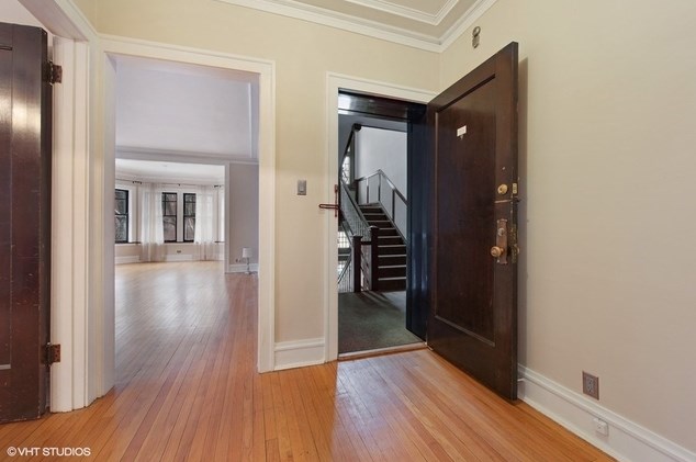 806 Forest Ave Apt 2, Evanston, IL 60202