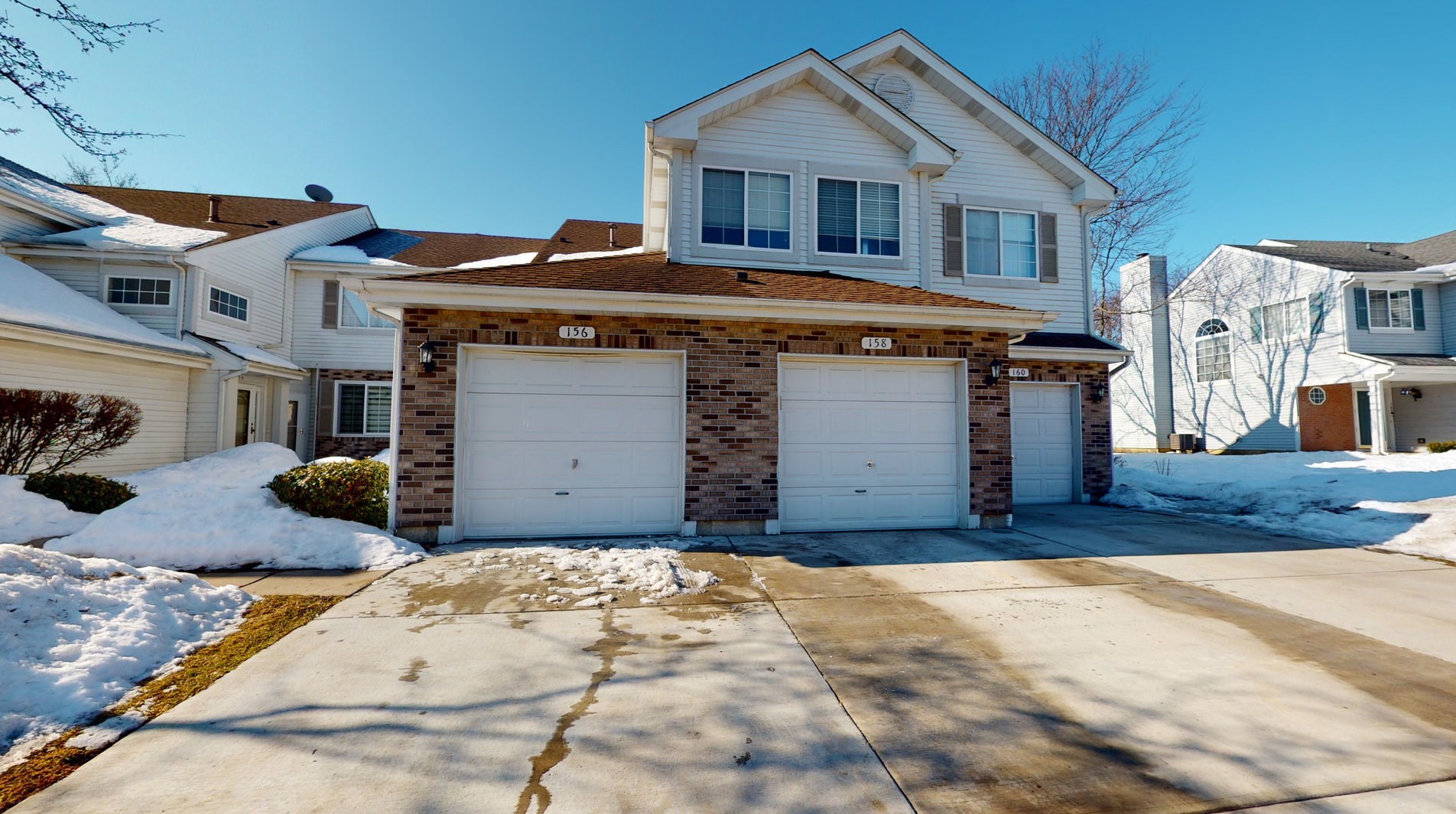 158 Sierra Pass Dr, Schaumburg, IL 60194-4977