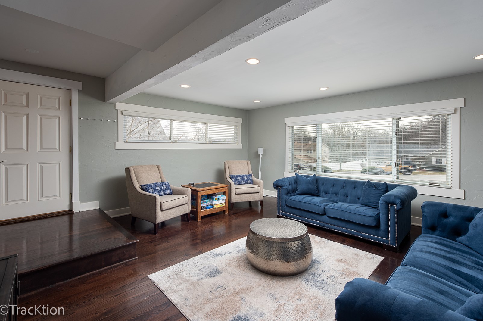 1016 Blanchard St, Downers Grove, IL 60516-1367