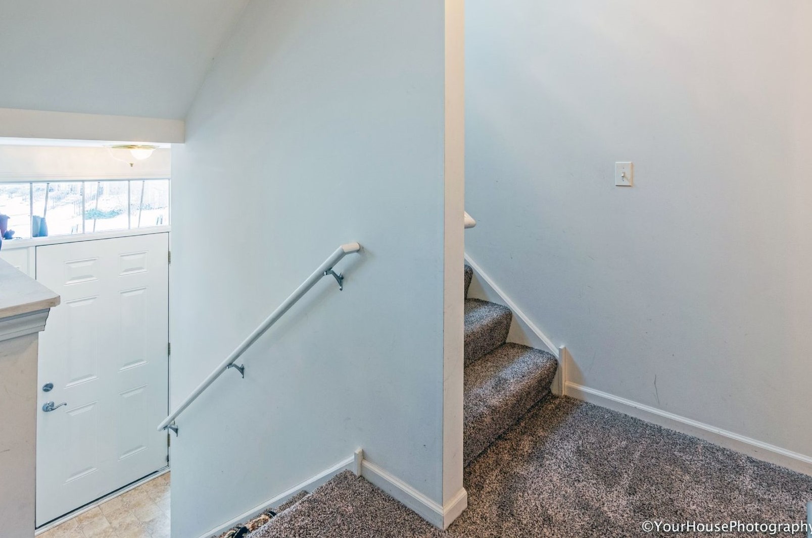 74 Thomas Ct, Volo, IL 60030-2473