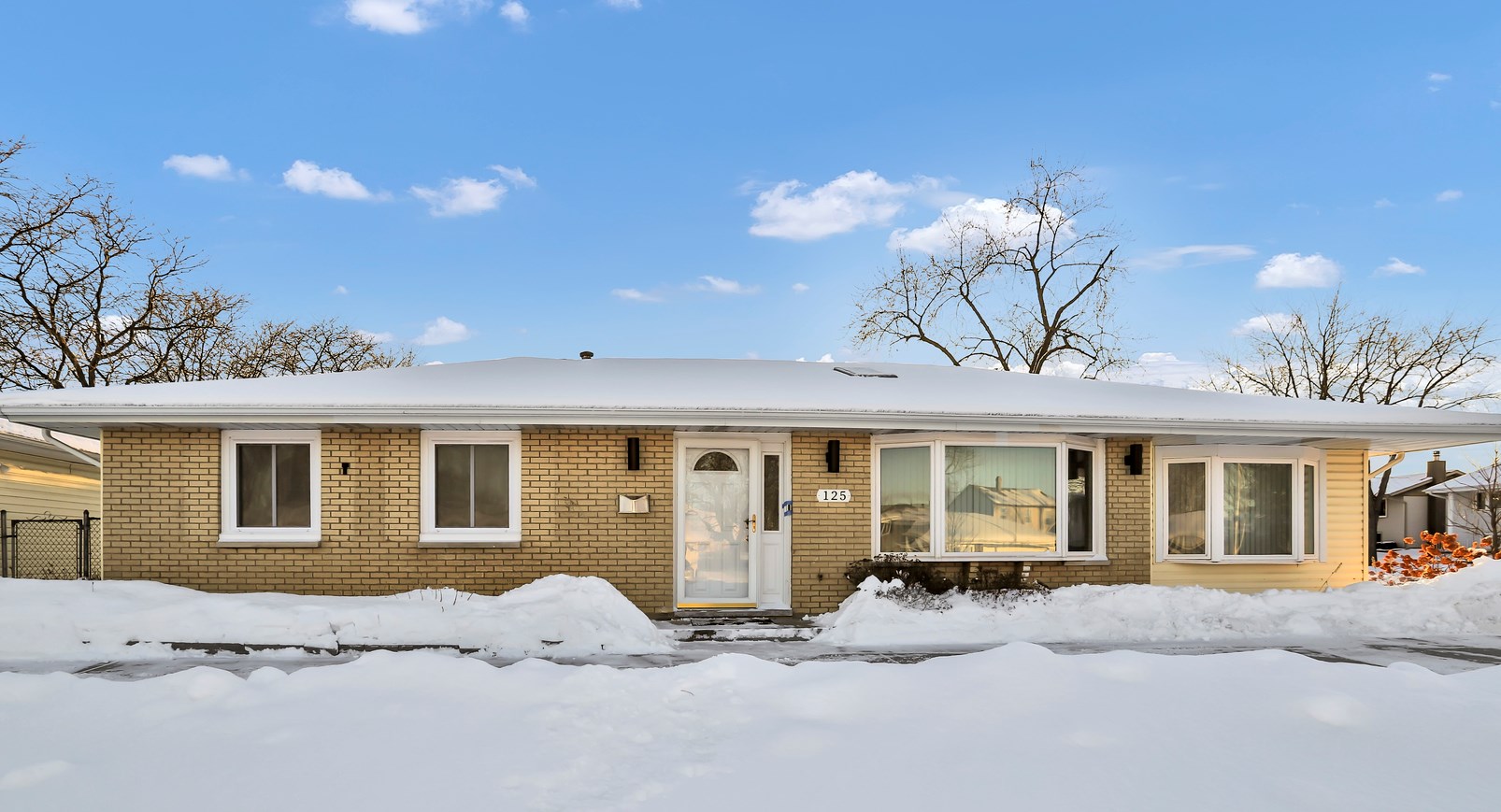 125 Hartford Dr, Schaumburg, IL 60193-3941