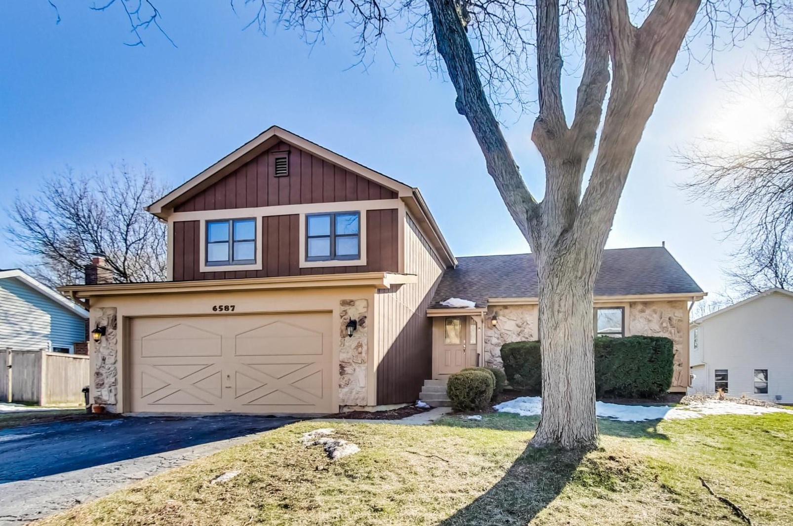 6587 Fernwood Dr, Lisle, IL 60532-3451