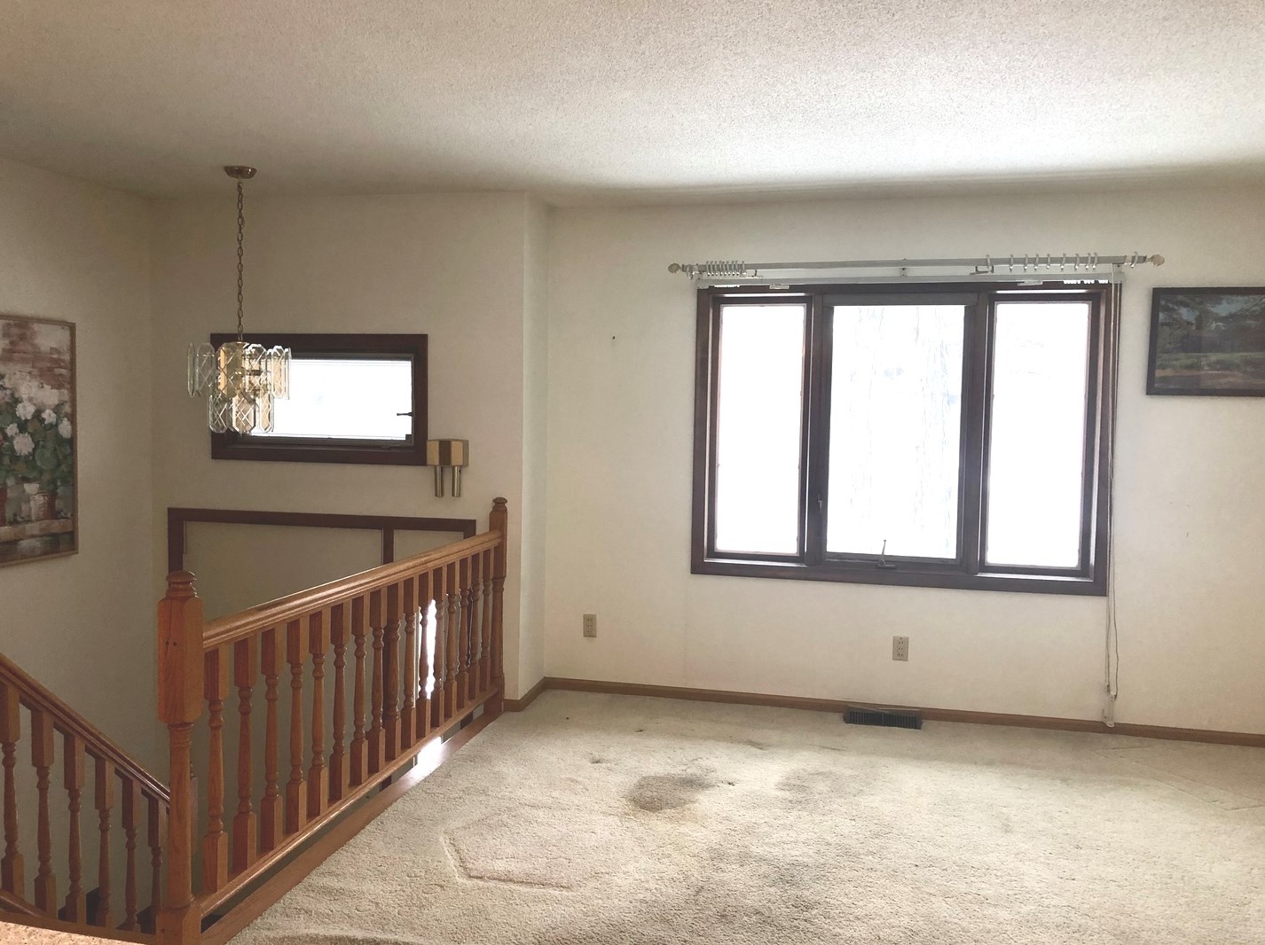 2174 Lowell Park Rd, Nelson, IL 61021-9540