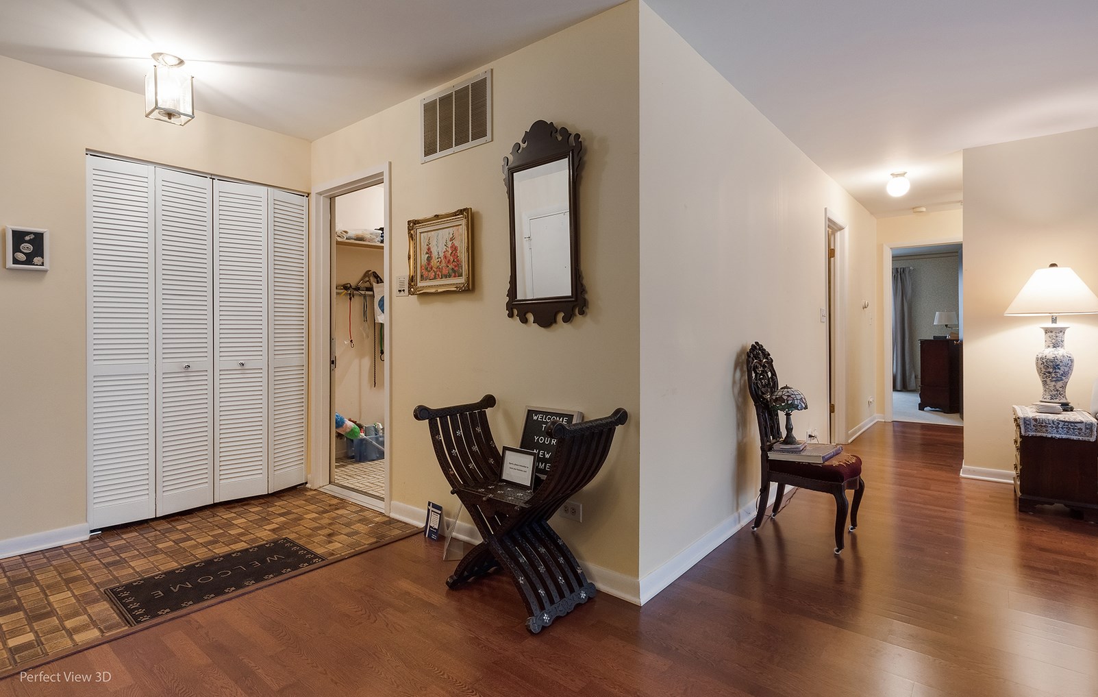 2860 Northampton Dr, Rolling Meadows, IL 60008-4364