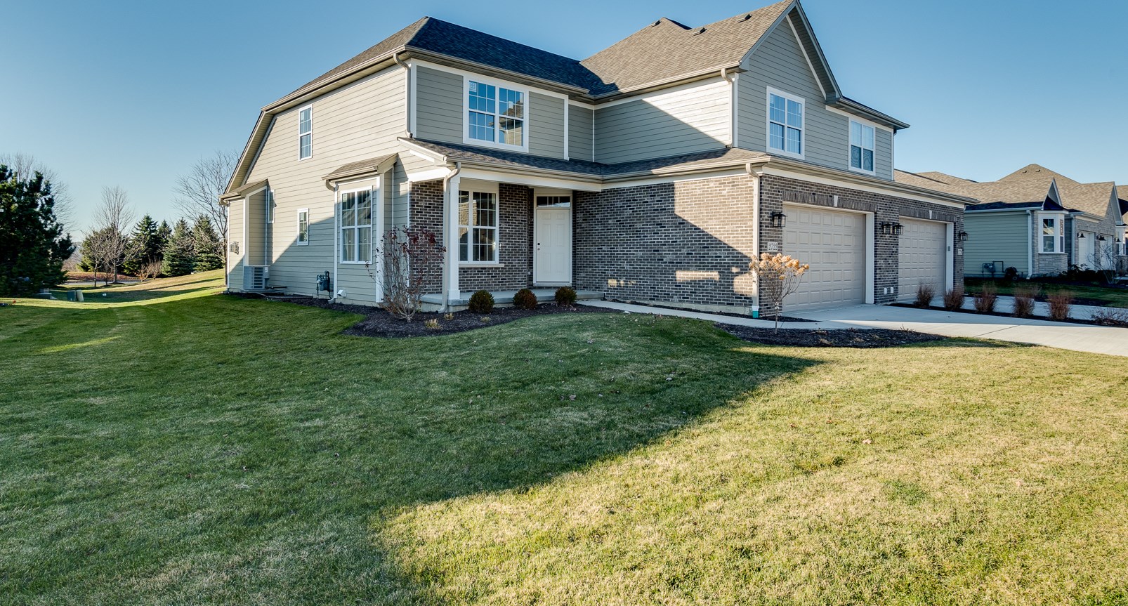 2722 Nicole Cir, Aurora, IL 60502-3702