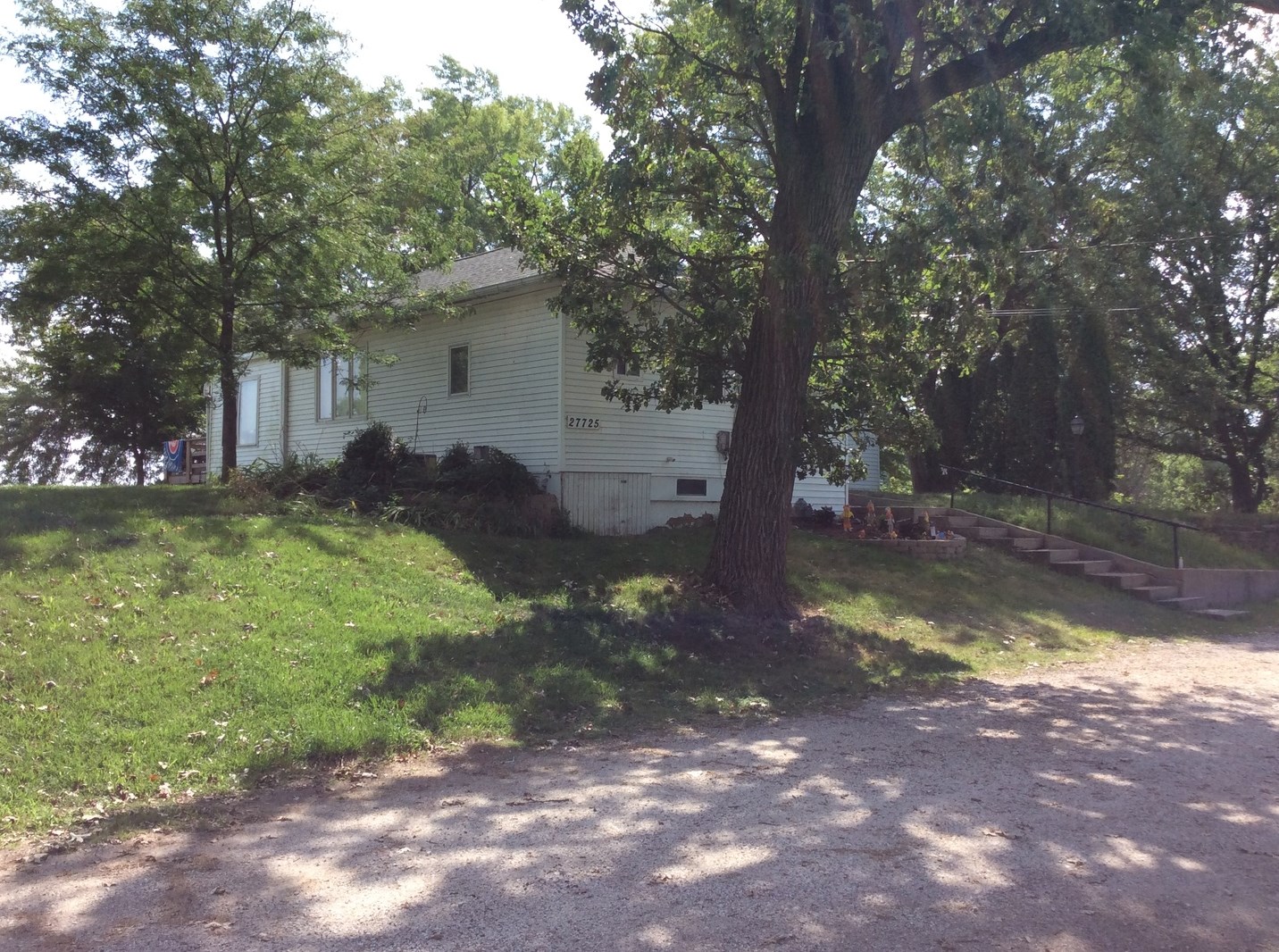 27725 W Grass Lake Dr, Spring Grove, IL 60081