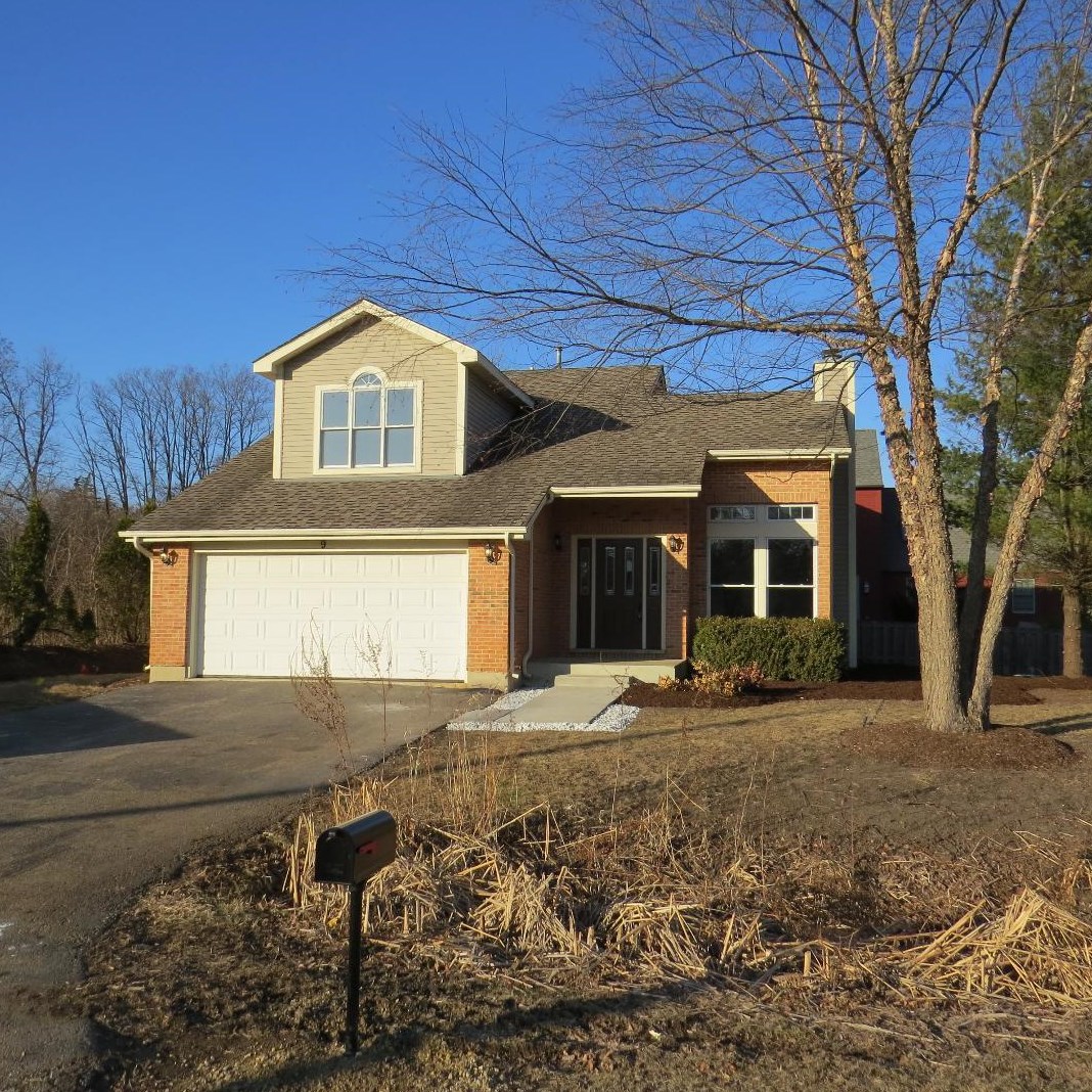 9 Yale St, Hoffman Estates, IL 60010-5000