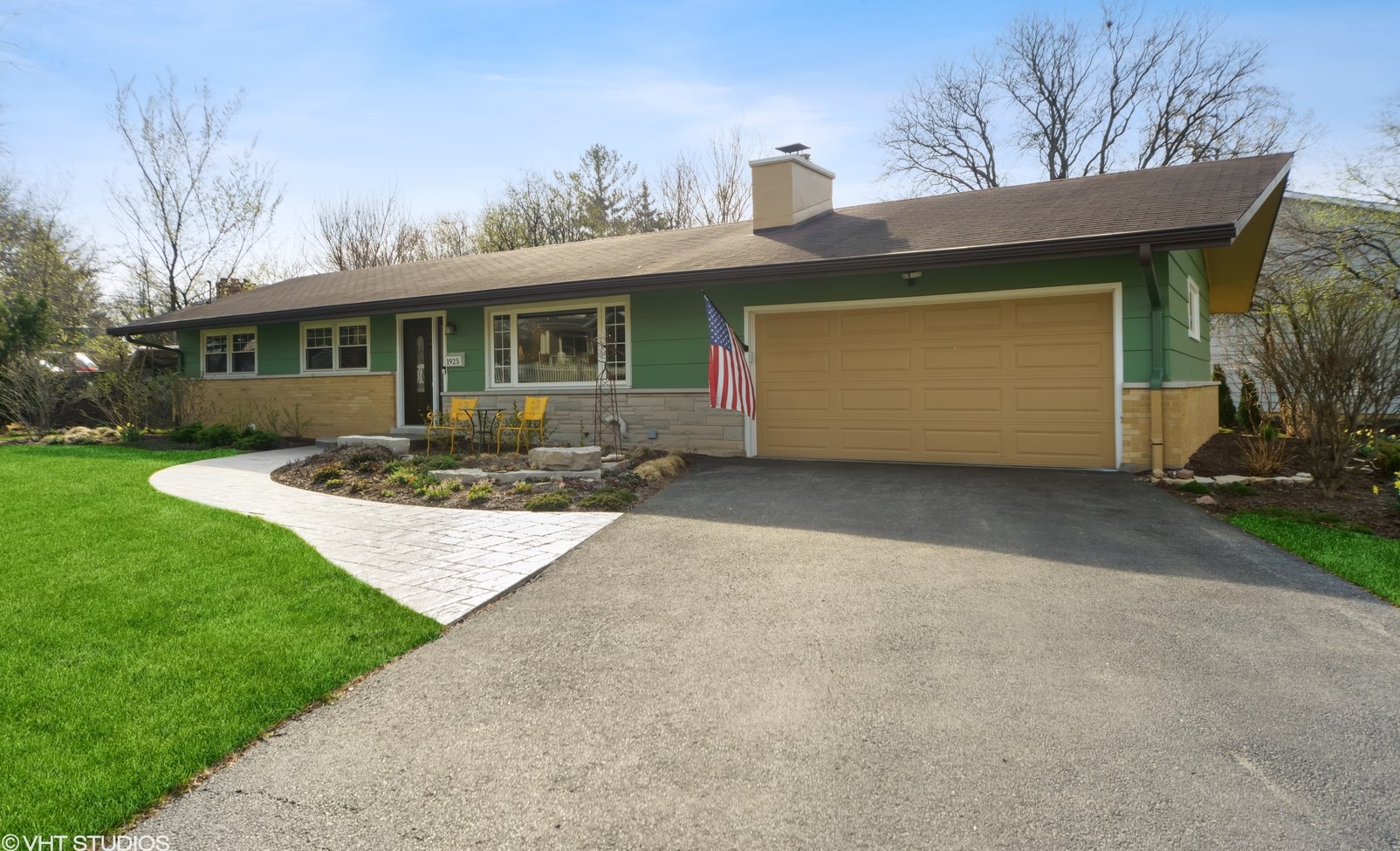 1925 Prairie Ave, Downers Grove IL  60515-3312 exterior