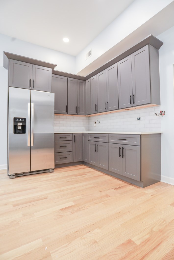 608 Davis St #2, Evanston, IL 60202
