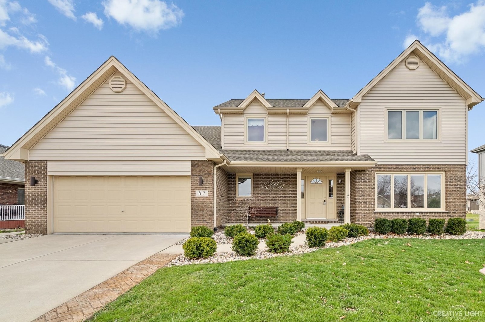 817 Lisdowney Dr, Romeoville, IL 60441-2795