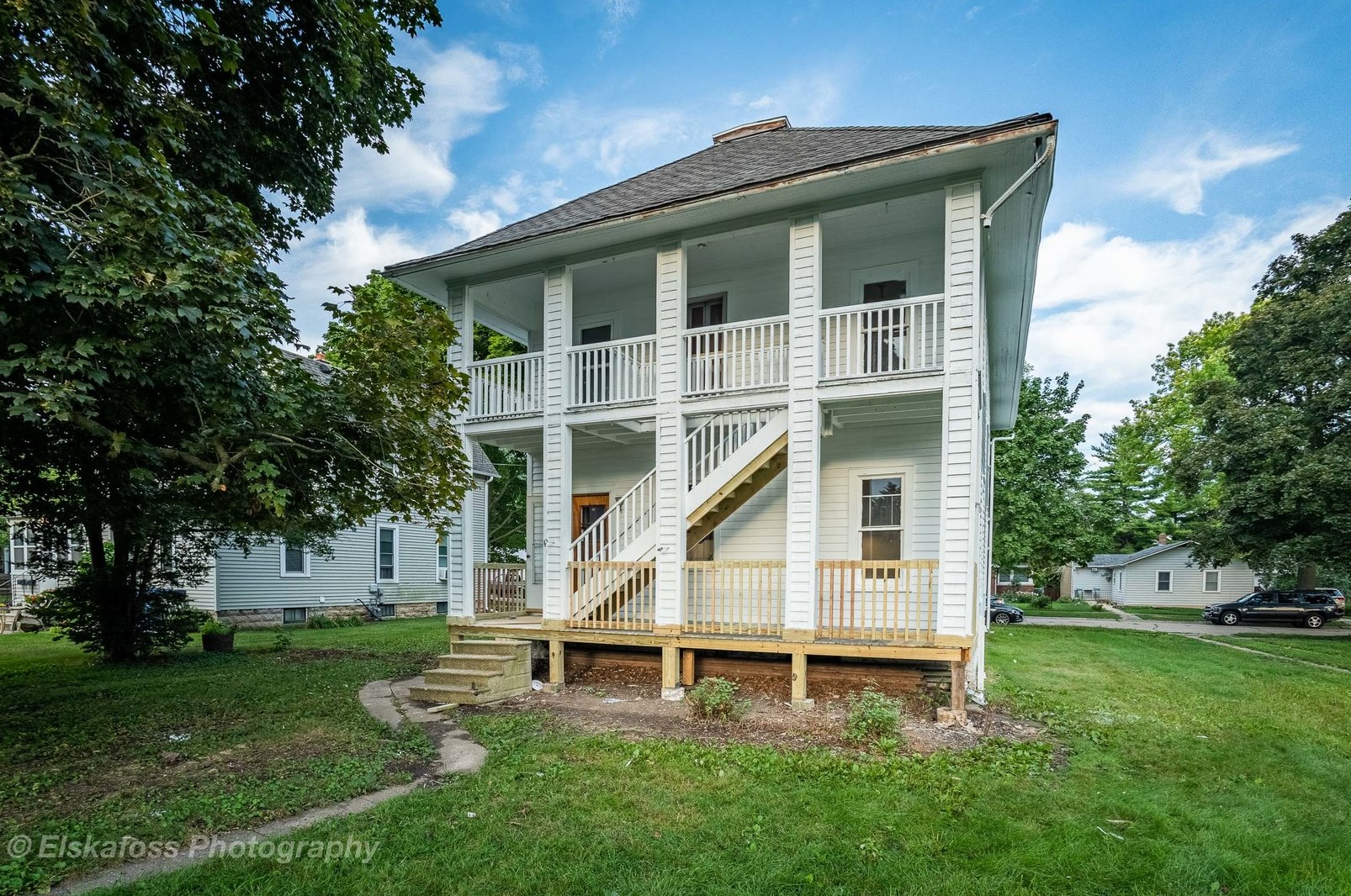 710 6th St, Dekalb, IL 60115-3412