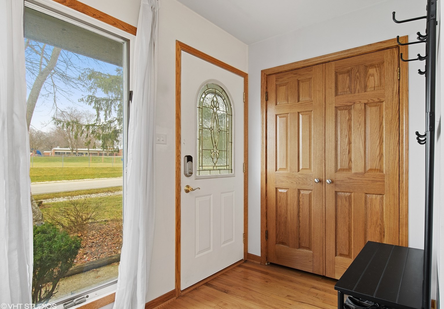 757 Ohio St, Lisle, IL 60532-2418
