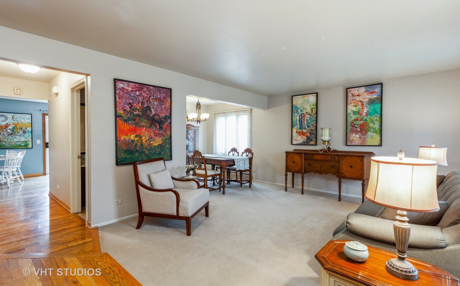 2390 Dogwood Ln, Aurora, IL 60504-5816