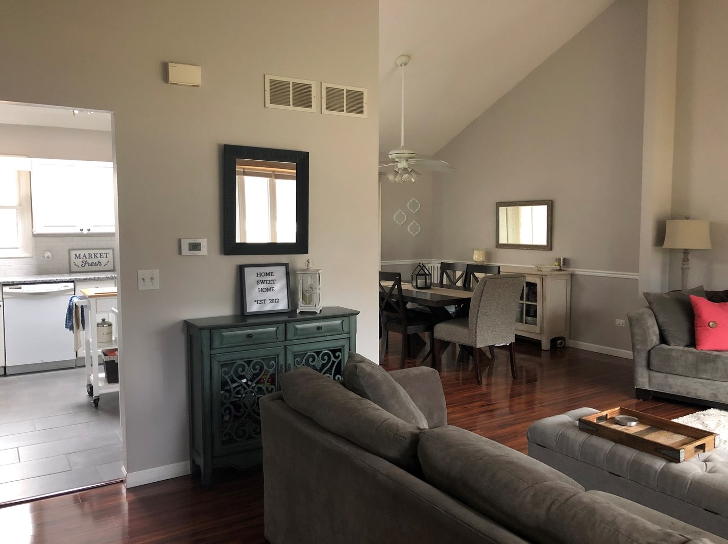 4517 Yackley Ave, Lisle, IL 60532-1551