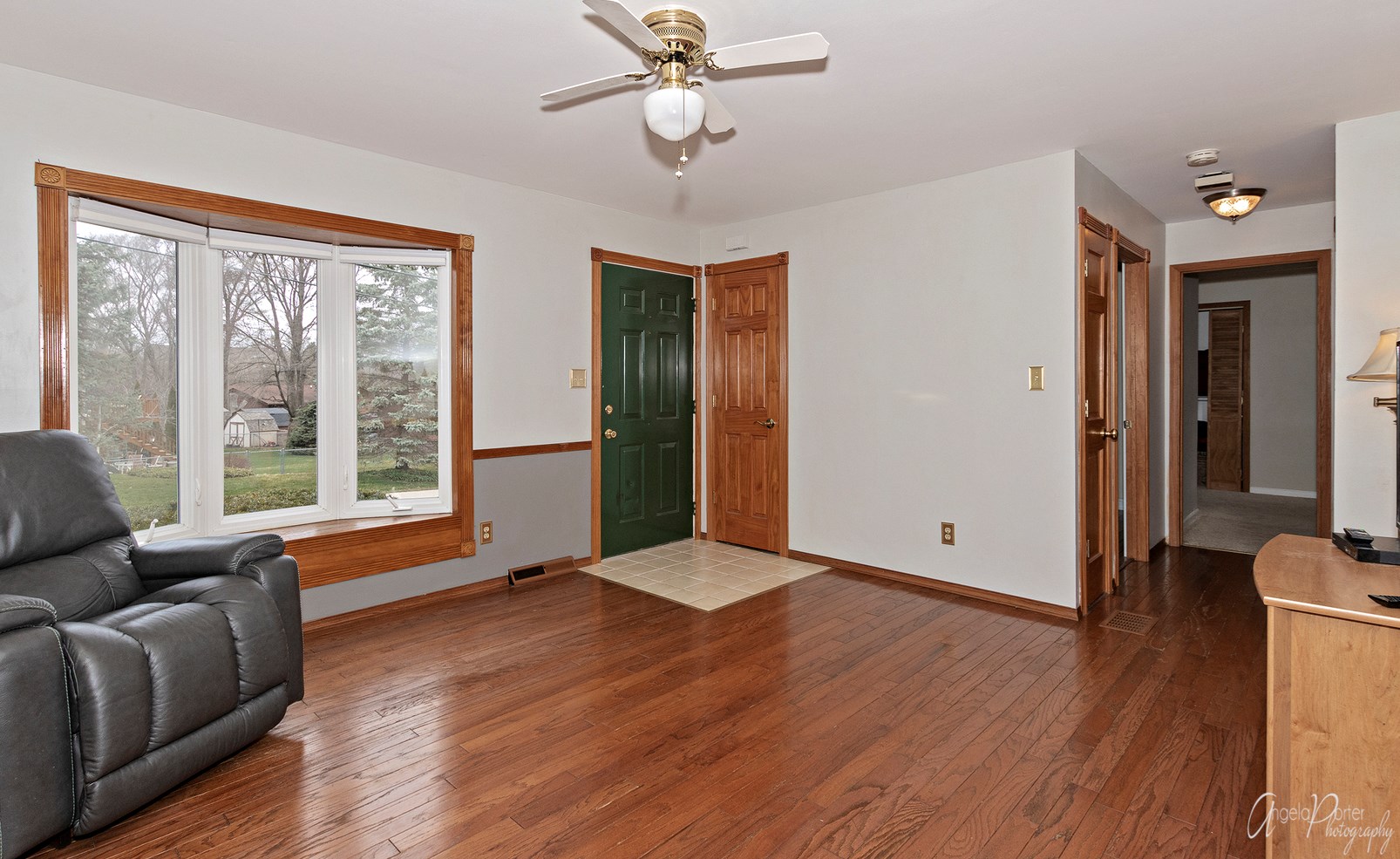 126 Lubliner Terrace, Spring Grove, IL 60081