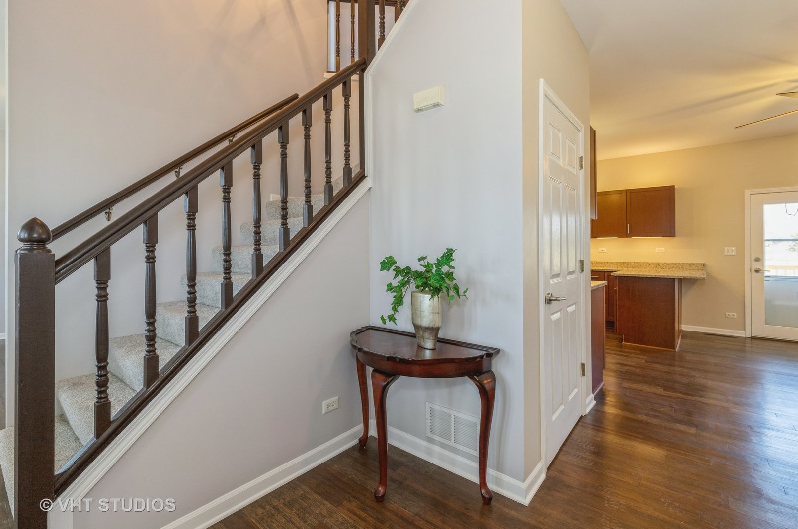 4610 Rose Ct, Winthrop Hbr, IL 60096-1902