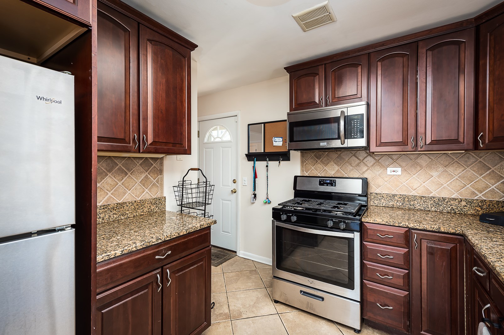 4509 Pershing Ave, Downers Grove IL  60515-2658 exterior