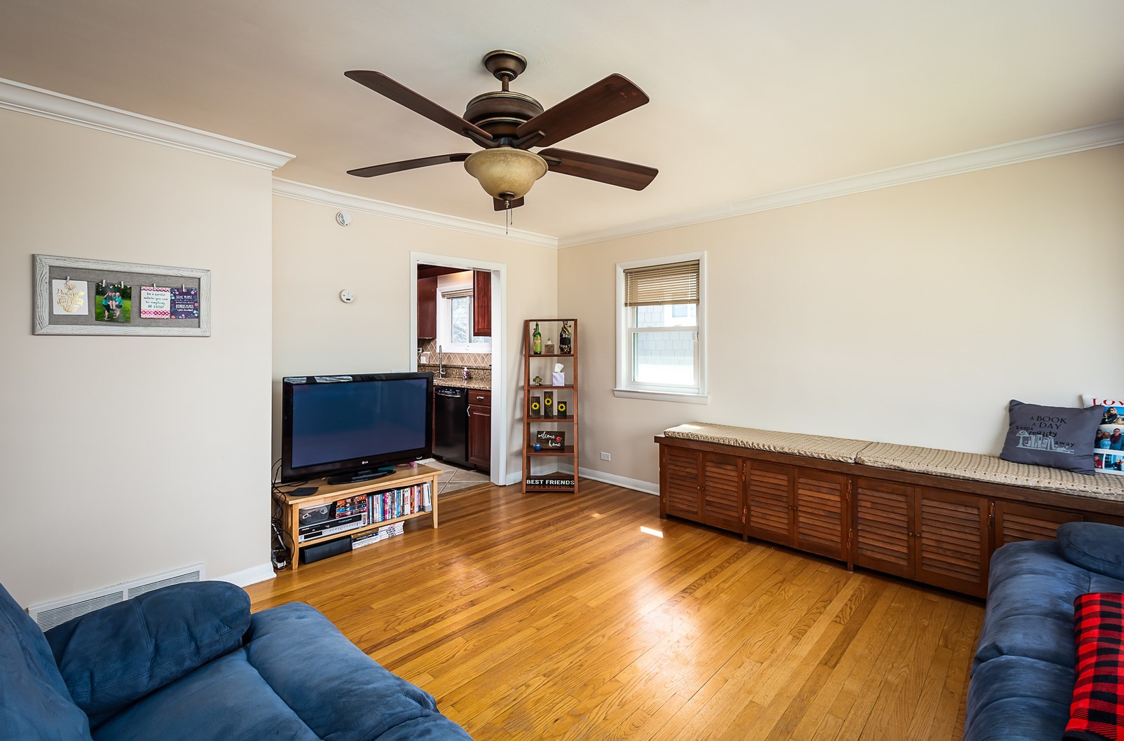 4509 Pershing Ave, Downers Grove IL  60515-2658 exterior