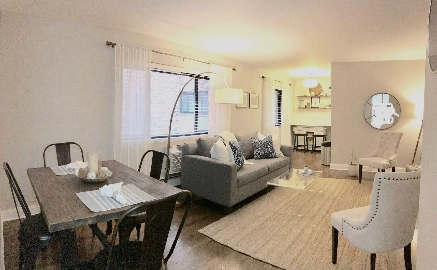 2336 N Commonwealth Ave #209, Chicago, IL 60614