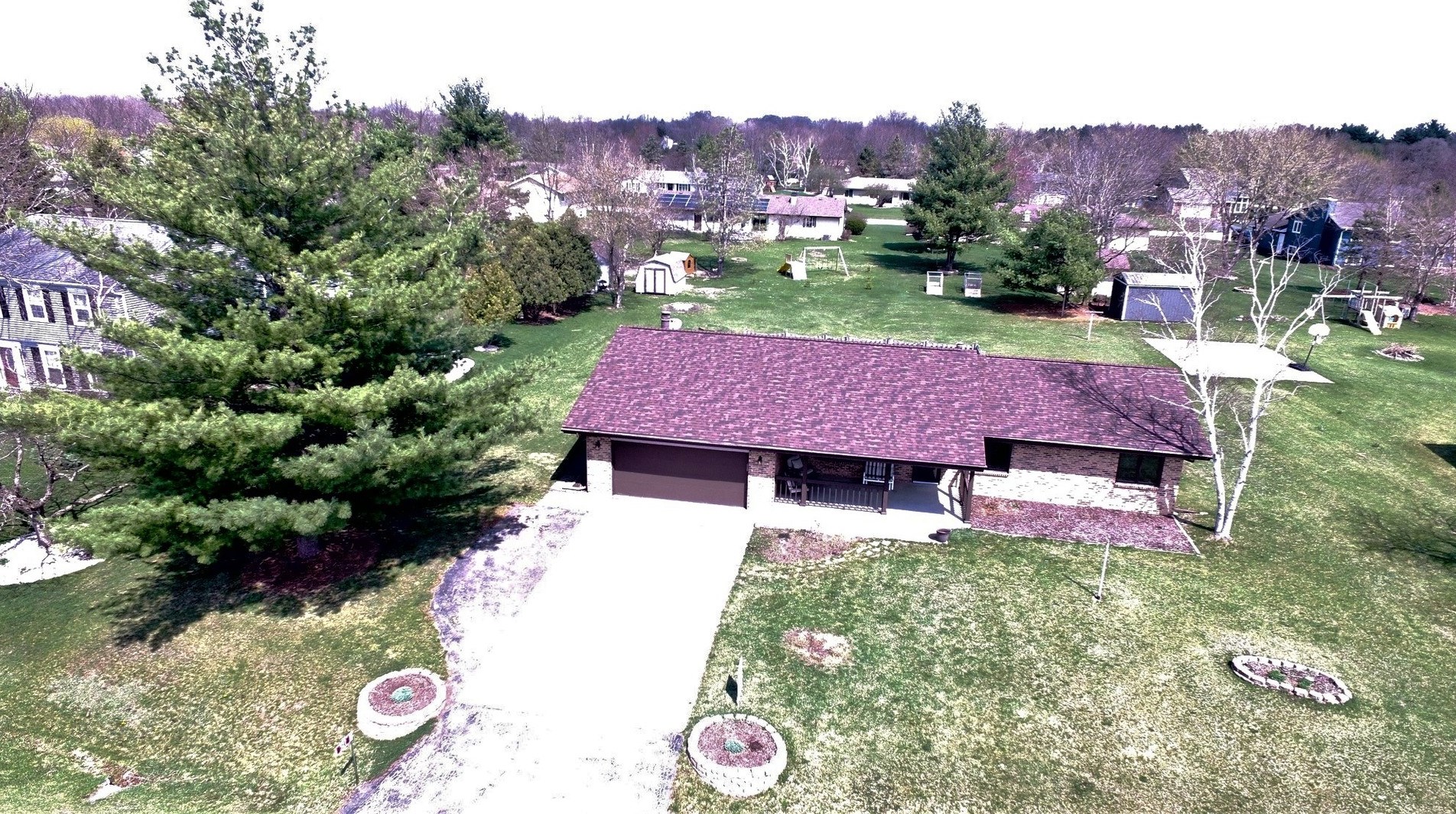 527 Valley Forge Trl, Harrison, IL